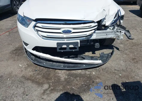 2018 Ford Taurus Limited z USA, uszkodzony, nr VIN 1FAHP2F85JG118664